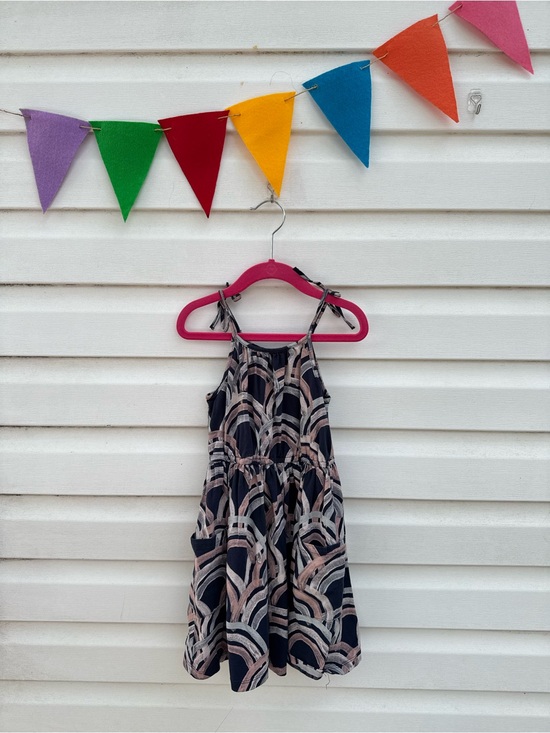 Tea Collection Other - Tea Collection Navy and Blush Printed Sundress